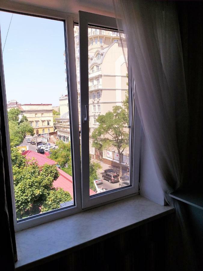 Апартаменты В Центре У Моря. Odesa Exterior photo